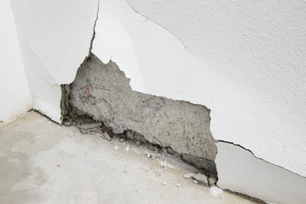 cracked wall showing foundation damage